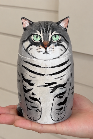 Custom Handcrafted 3D Sculpted Hand-Painted Ceramic Pet Figurine Urn SHTCBLTGHH-023