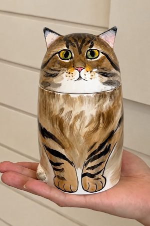 Custom Handcrafted 3D Sculpted Hand-Painted Ceramic Pet Figurine Urn SHTCBLTGHH-025