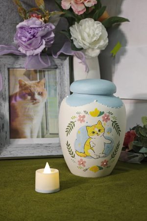 Custom Hand-Painted Ceramic Memorial Pet Urn SHTCGHH-016